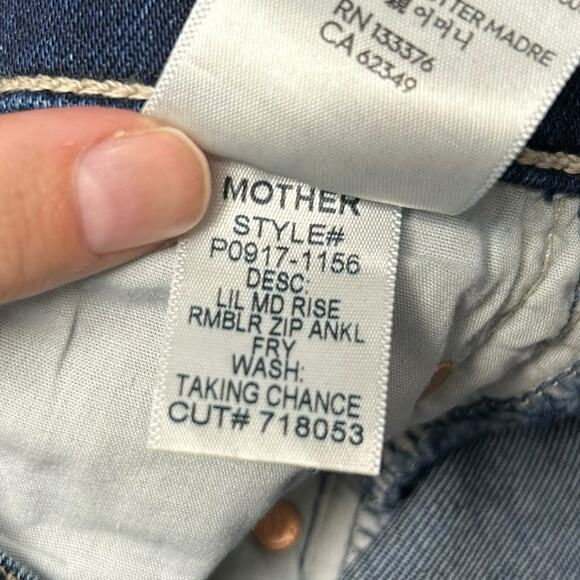 NWT Lil’ Mother Taking Chances Mid Rise Rambler Ankle Fray Womens Petite 24 / 2 - Picture 9 of 9